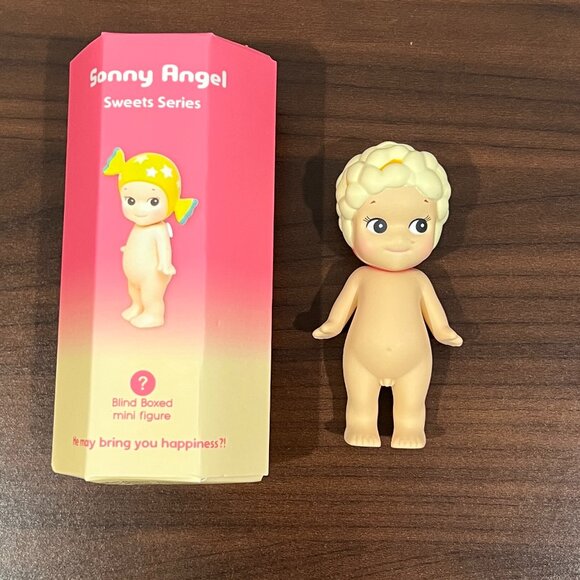 Sonny Angel Sweets Series Popcorn - Picture 1 of 3